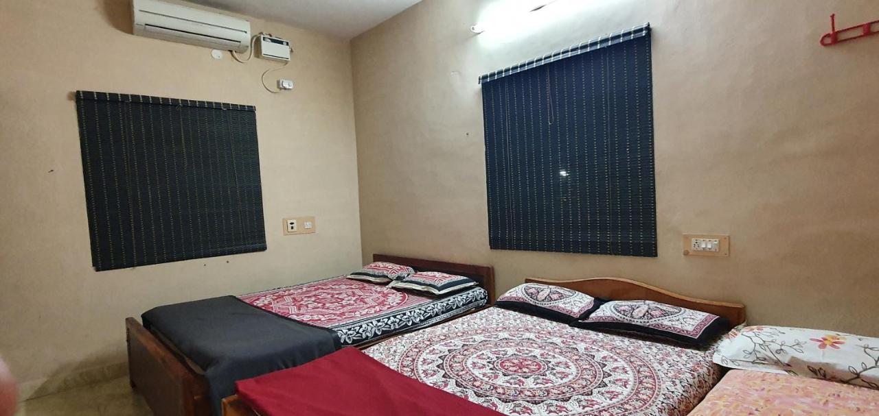 Appartement Oonjal Veedu à Kuttālam Extérieur photo