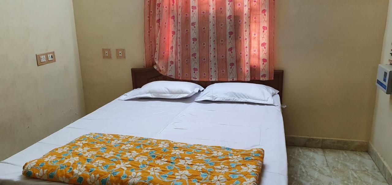 Appartement Oonjal Veedu à Kuttālam Extérieur photo