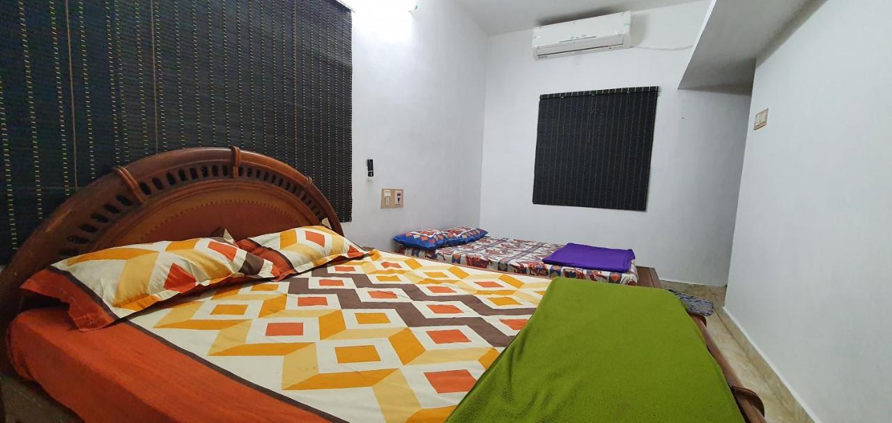 Appartement Oonjal Veedu à Kuttālam Extérieur photo