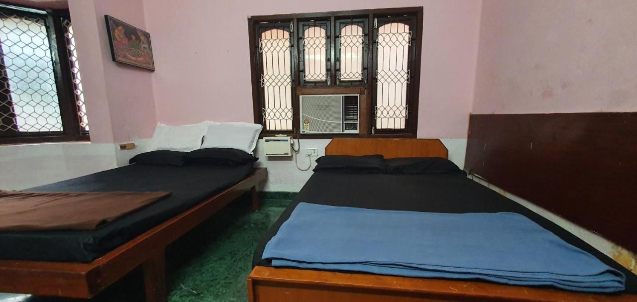 Appartement Oonjal Veedu à Kuttālam Extérieur photo