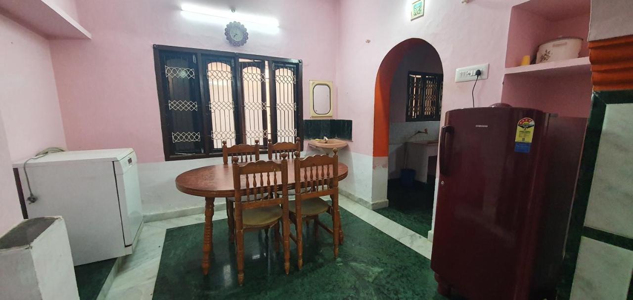 Appartement Oonjal Veedu à Kuttālam Extérieur photo
